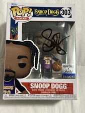SNOOP DOGG SIGNED  FUNKO POP  #303 LAKERS LE 15,000 BECKETT BAS COA