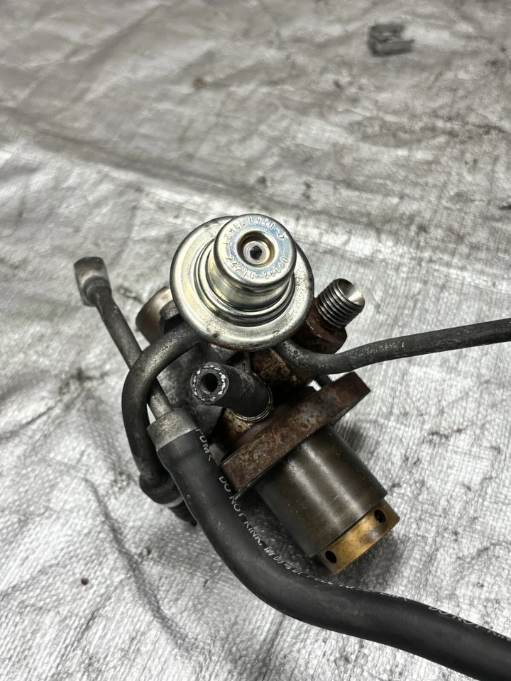 Топливный насос высокого давления 2006-2018 Lexus IS250 IS350 GS300 23480-31021 от оригинального производителя - Изображение 3 из 4