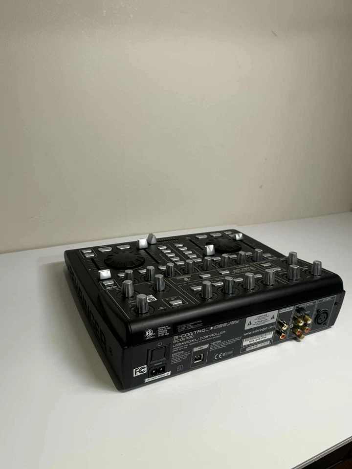 Behringer BCD3000 DJ Controller USB MIDI 4‑Ch + Audio Interface w/ Box - Image 2 of 4