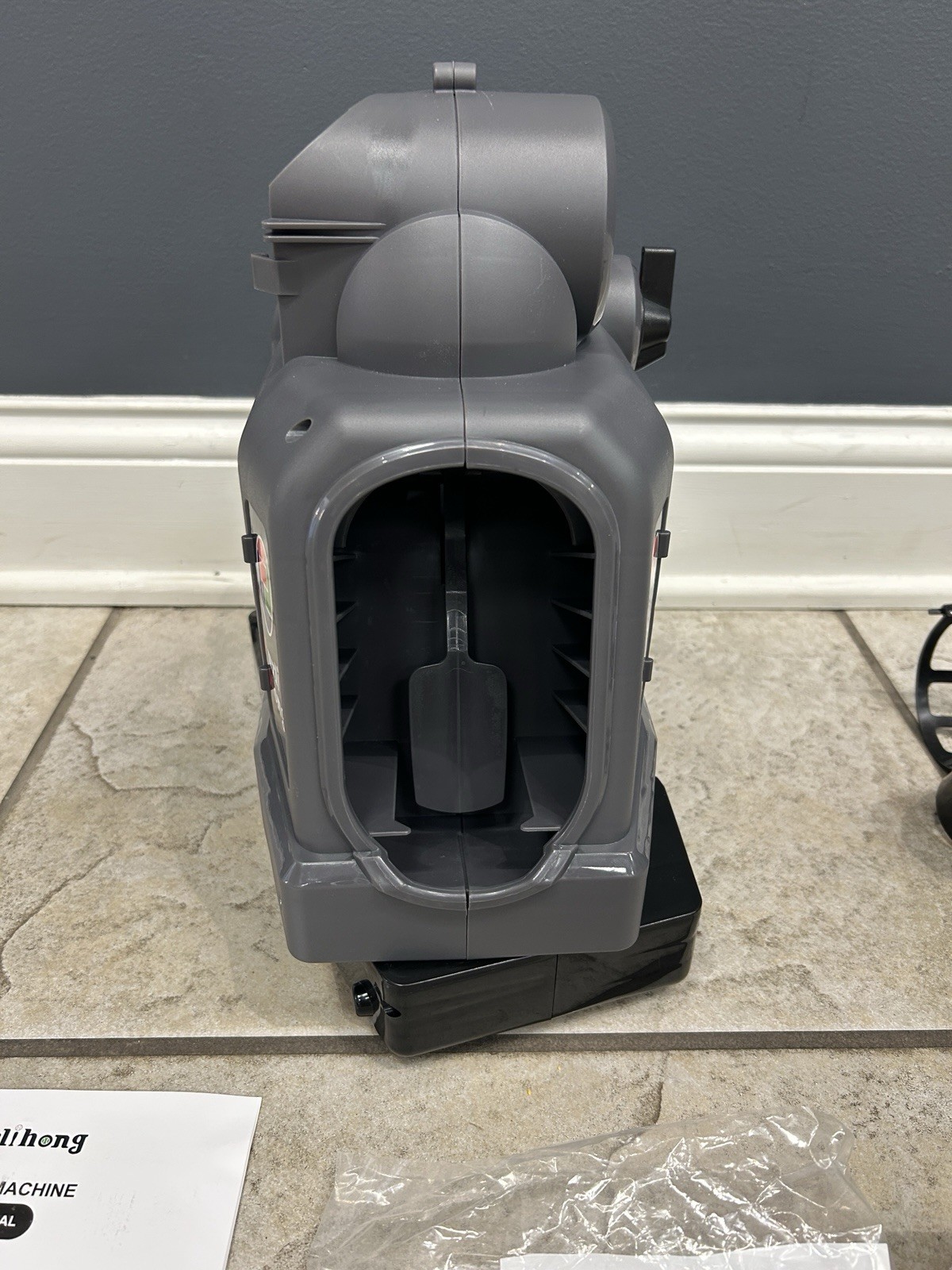 FURLIHONG 681PBH Pickleball Machine with Auto Swing 3 Angles & 4 Speeds