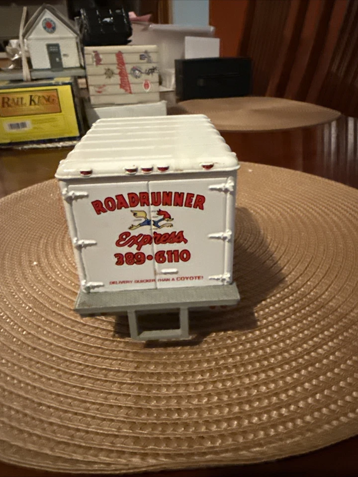 First Gear escala 1:34 réplica fundida a presión de una camioneta Ford F-6 1951 Dry Goods Foto 2 de 4