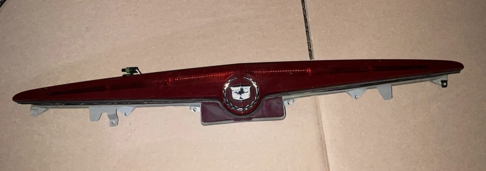 ✅ 2003-2007 CADILLAC CTS TERCERA LUZ DE FRENO LÁMPARA DE FRENO OEM Foto 4 de 4
