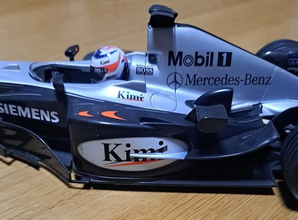 Minichamps 1/18 McLaren MP4-19 Kimi Raikkonen Model Car - Image 3 of 4