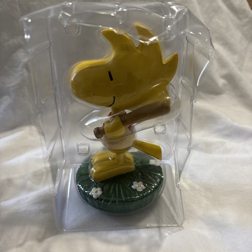 SF GIANTS Peanuts Woodstock Holding Bat SGA bobblehead 08/31/2019 Oracle Park - Picture 8 of 10