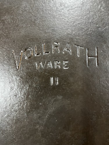 VTG Vollrath Ware #11 Full Marked Cast Iron Skillet Heat Ring NO WOBBLE NO WARP - Picture 3 of 17