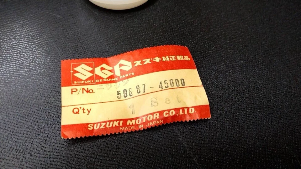 Depósito maestro genuino Suzuki GS400 GS550 GS750 GS850 GT380 GT550 GT750 NUEVO DE STOCK Foto 2 de 4