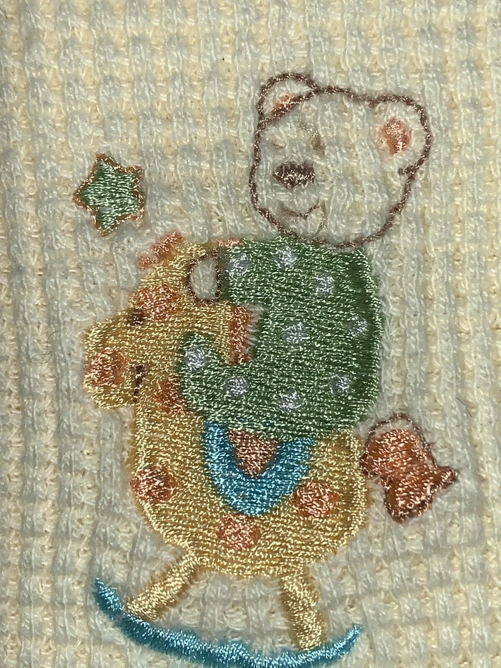 Manta térmica para bebé Gerber oso amarillo caballo mecedor 100 % algodón gofre 34x28 Foto 3 de 4