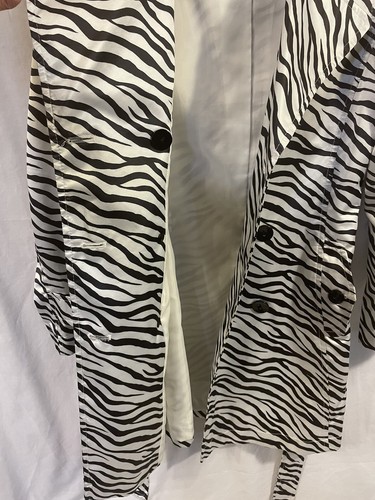 Via Spiga Zebra Belted Coat Size Small - Picture 10 of 10