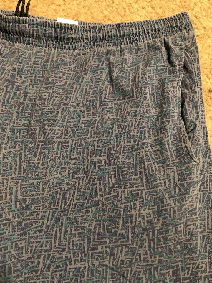 Pantalones Cortos De Colección Nike Años 90 Estampado Abstracto Geométrico Aqua Uva Para Hombres Talla M Foto 3 de 4