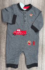 Bebé Niño Ropa Nuevo Gymboree 0-3 Meses Nieve Acogedor Camión de Bomberos Conjunto