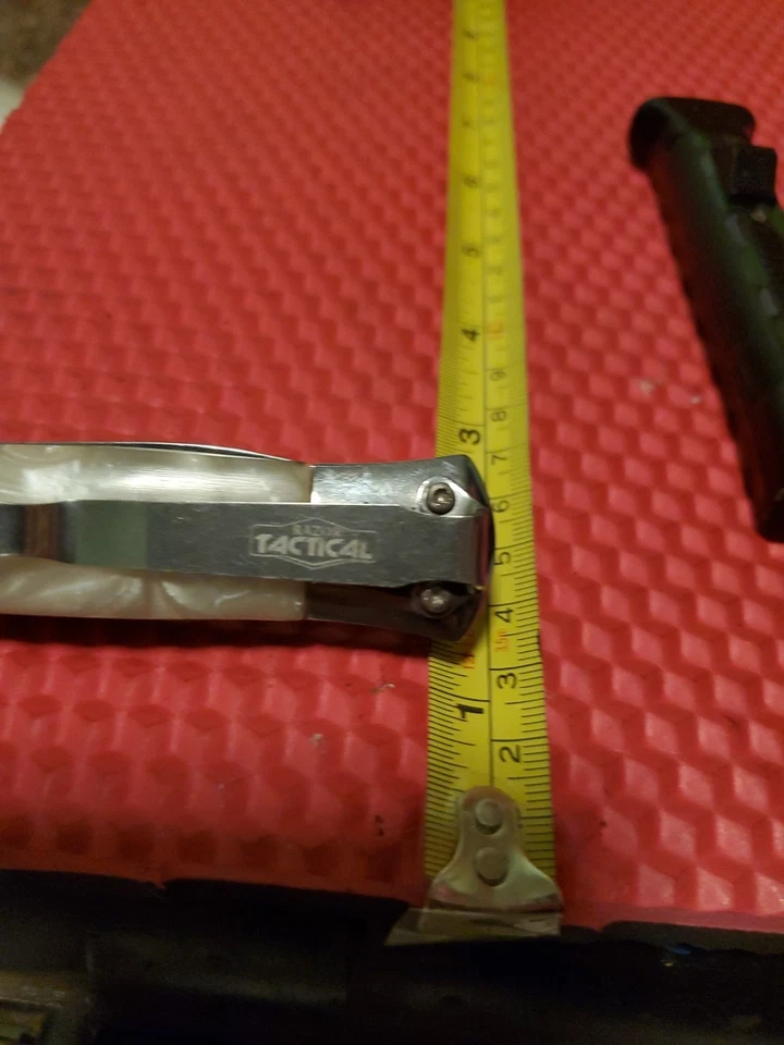 Navaja de Bolsillo Plegable Asistida por Resorte Blanco Mármol Táctico Maquinilla Foto 4 de 4