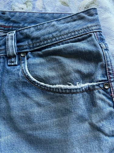 Diesel Rolan Straight Leg Jeans ~ W31 x L30 ~ Button Fly - Picture 4 of 7