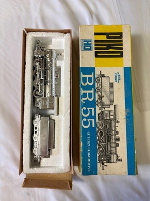 Vintage PIKO BR55 HO Scale Steam Locomotive with Tender