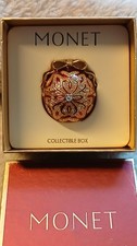 MONET. Bellissima scatola vintage.