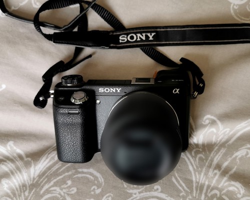 Sony Alpha NEX-6 16.1MP Digital Camera - Black (BODY ONLY) SC approx 3750..MINT