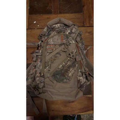 Redhead 2600 Internal frame backpack used once, $159 new