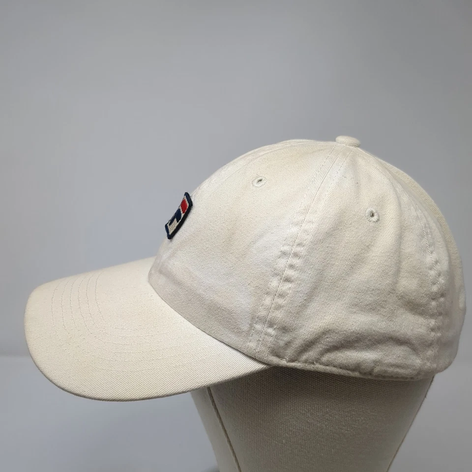 Gorra de béisbol Fila Slideback blanca talla única ajustable bordada orificios ventilados Foto 3 de 4