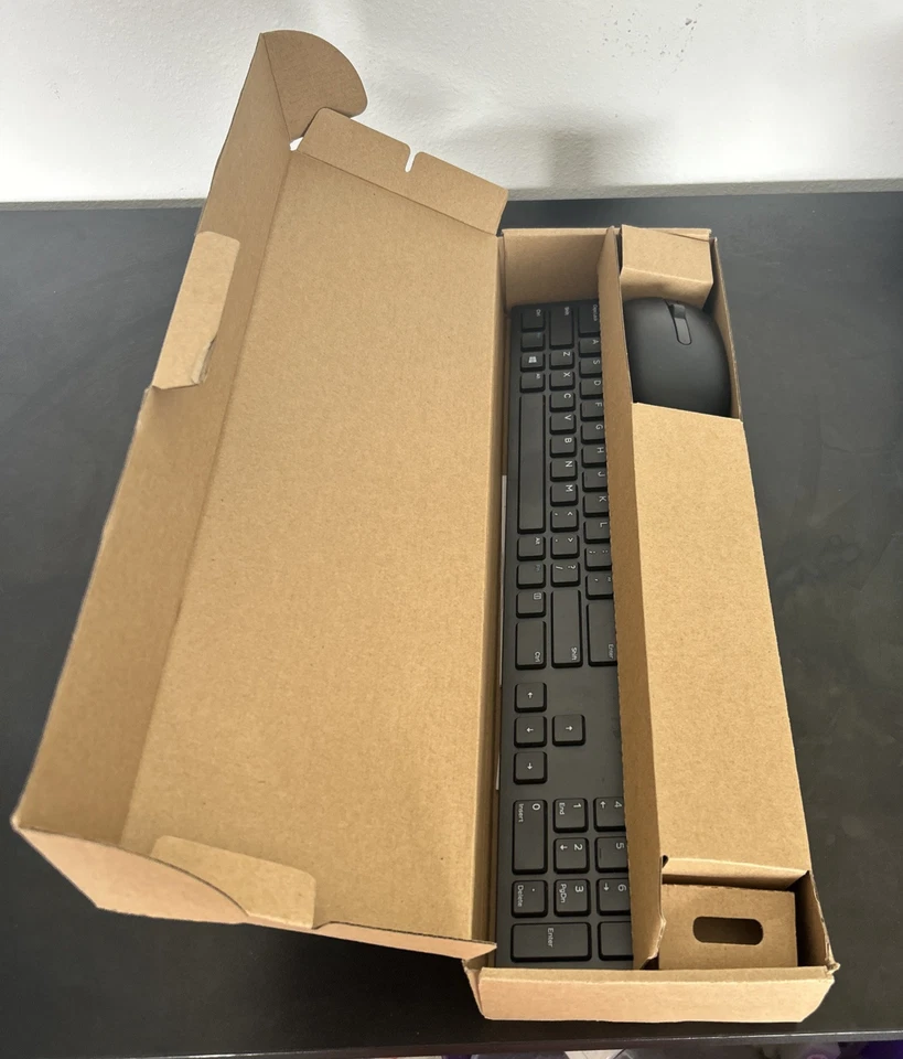 Dell 06XV7 KM636-BK-US Wireless Keyboard & Mouse Combo - Image 2 of 4