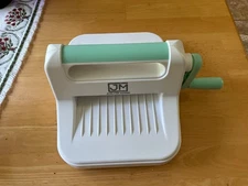 Machine, Manual Embossing Machine for Scrapbooking Starter (Blue) 