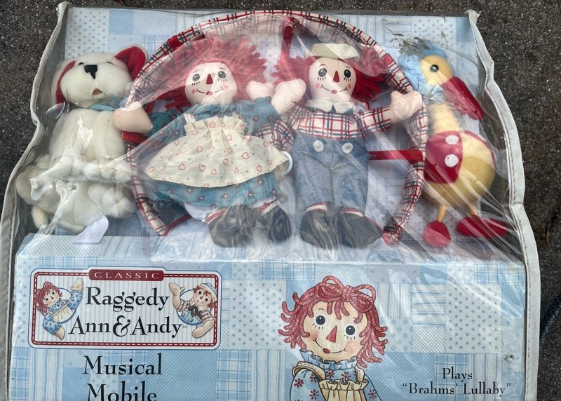 Springs Baby Raggedy Ann & Andy Musical Crib Mobile Multicolor Nursery Decor