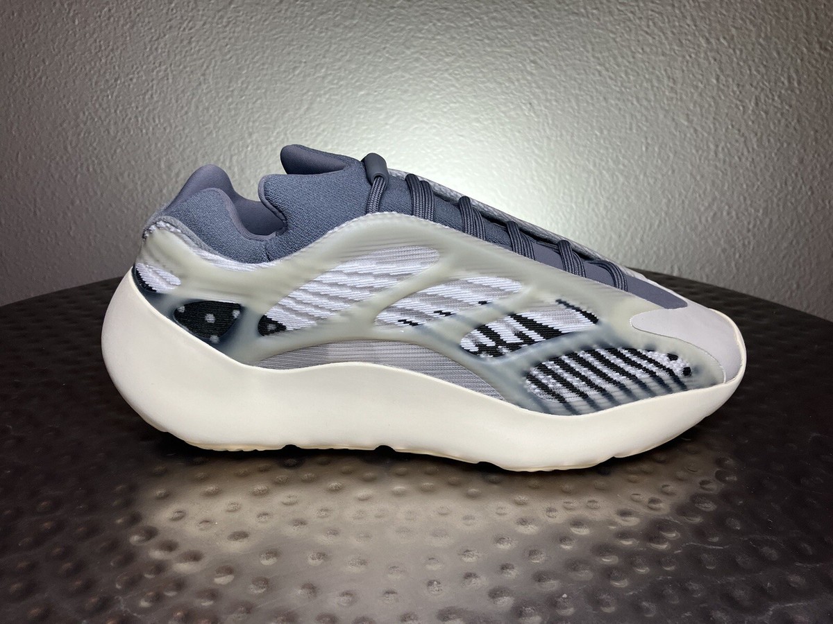 靴 adidas YEEZY 700 V3 FADE SALT Adidas Yeezy YEEZY 700 V3 