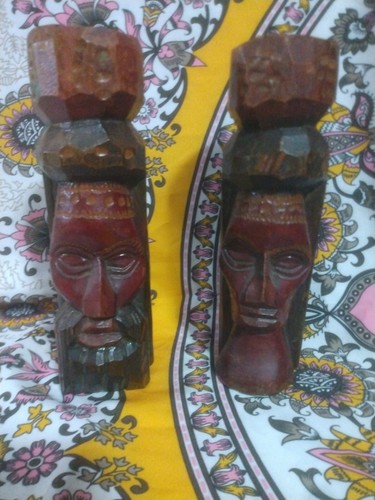 Handgeschnitztes jamaikanisches Rastafari Mann & Frau Massivholz Totem Vintage 1983 Set 2
