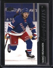 2021-22 Upper Deck Series 1 - Young Guns Tarmo Reunanen #207 (RC)