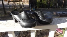 Dansko, Black Leather Heeled Clog, size 36