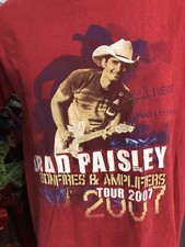 Brad Paisley on fires in amplifiers tour 2007 red small T-Shirt ￼Who needs pictu