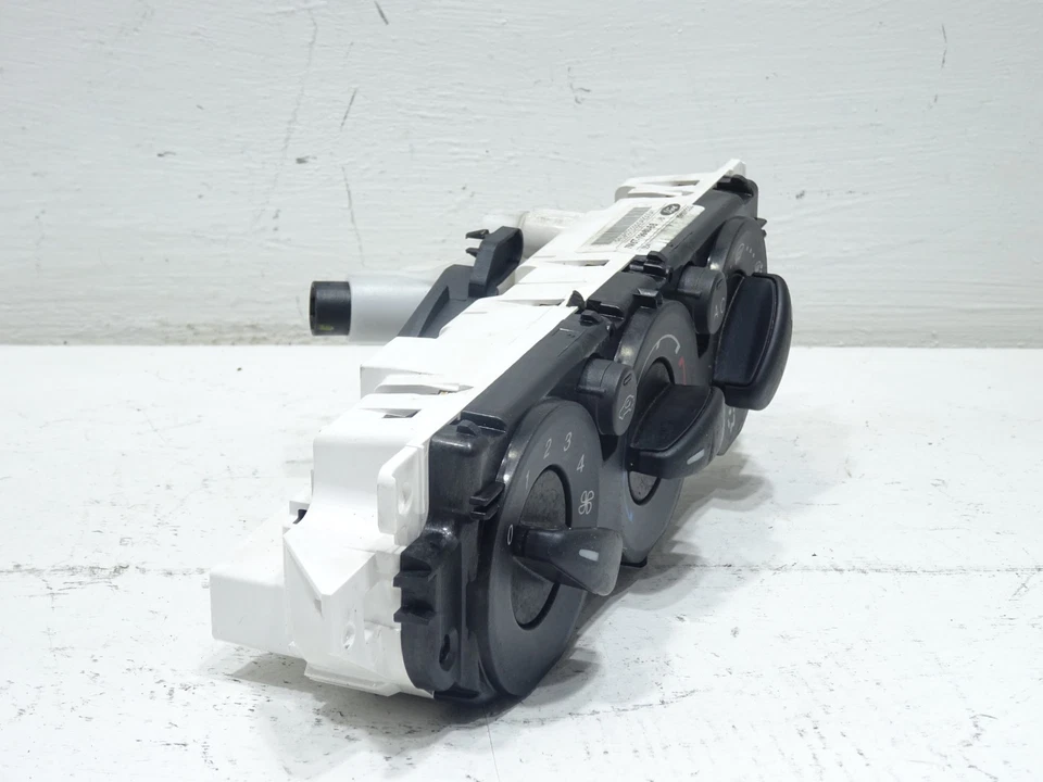 Ford Kuga 2009 Mk1 Heater Controls / Switches 7m5t-19980-bb 7M5T-19980-BB - Image 2 of 4