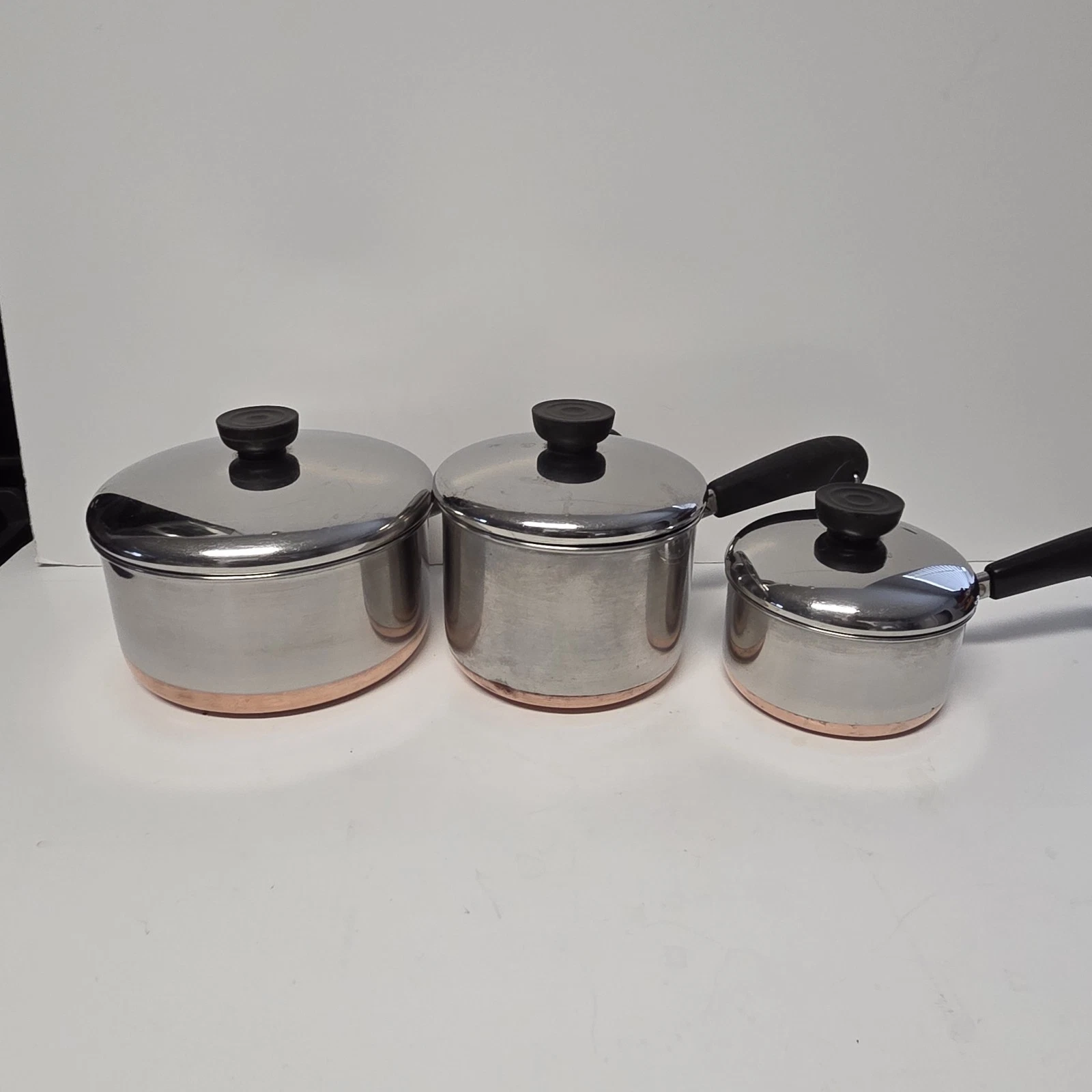 Revere Ware Pots, Set Of 3 With Lids, 2 Qt, 3/4 Quart,