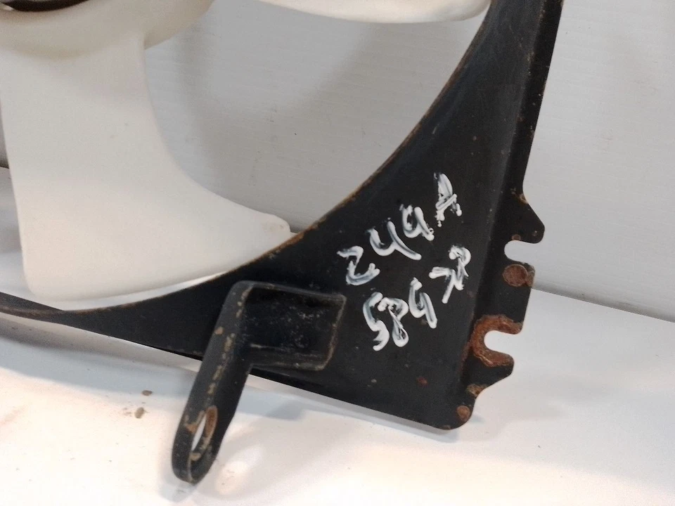 Radiador Ventilador Motor Conjunto Radiador 1998 Subaru Forester 9227308 Foto 3 de 4