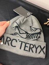 NWT Arc'teryx Bird Word Toque Beanie Hat Grey Void 100 Wool Winter Ski Cap