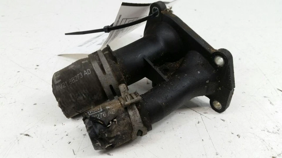 Soporte de montaje de carcasa termostato Ford Fiesta OEM 2011 2012 2013 2014 2015 Foto 2 de 4