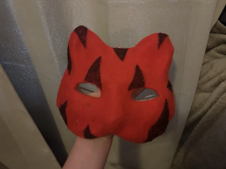 Red & Black Therian Cat Mask *Handmade* W/Eye Mesh - Image 3 of 3