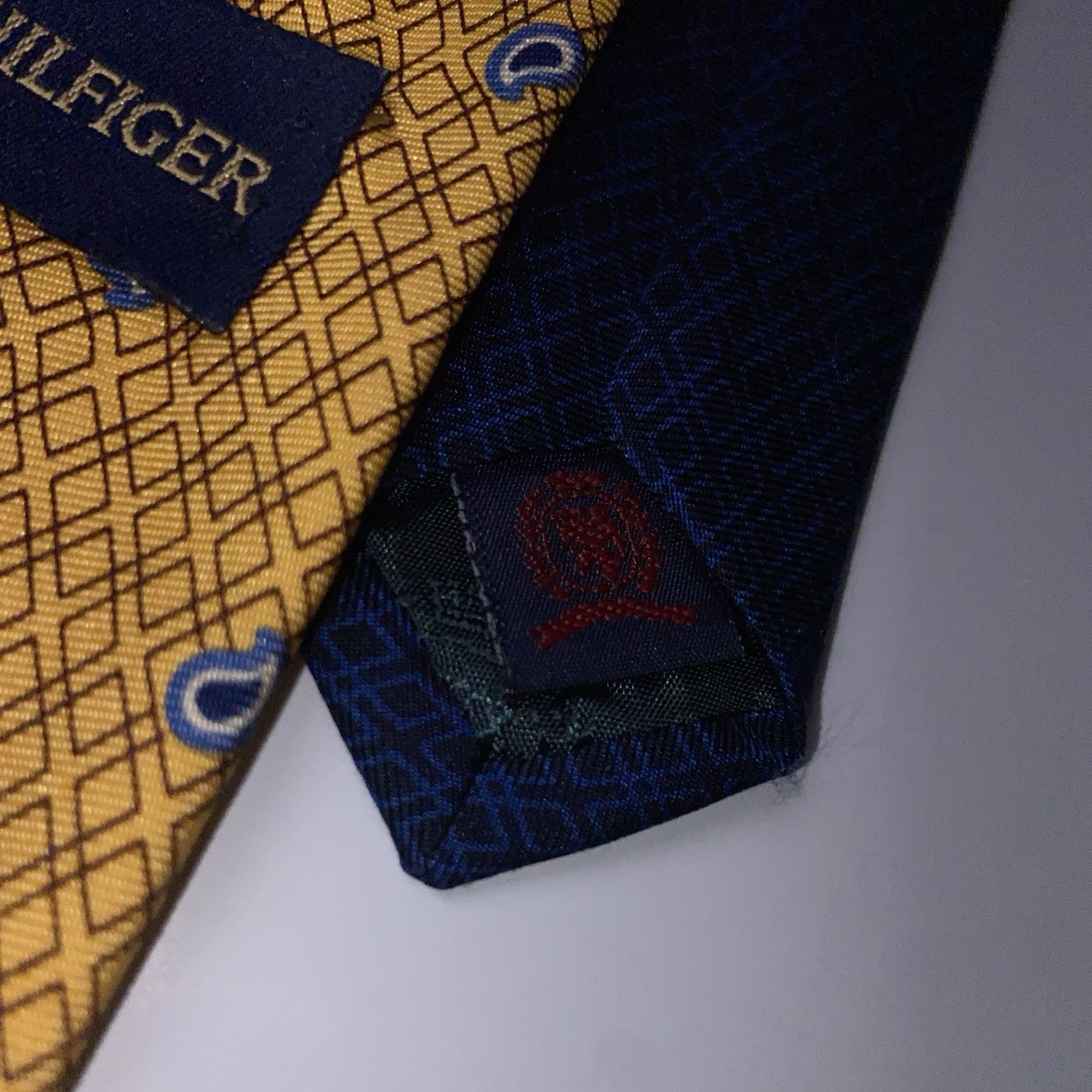 Tommy Hilfiger Tie Men's Necktie 100% Silk Yellow With Blue Paisley 59.5”x4” thumbnail 8