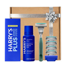 PLUS: Shaving Kit for Men Gift Box with Premium Handle, 5 Razor Blade Cartridg