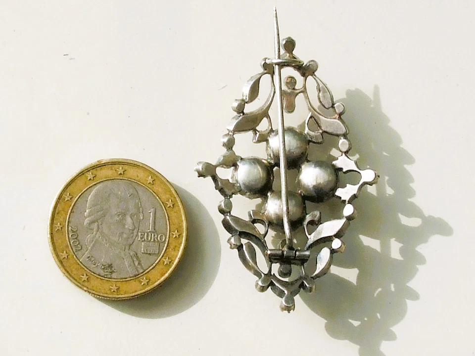 BELLE BROCHE ANCIENNE D'EPOQUE MILIEU XIXème en ARGENT avec PIERRE BLANCHE - Photo 4/4