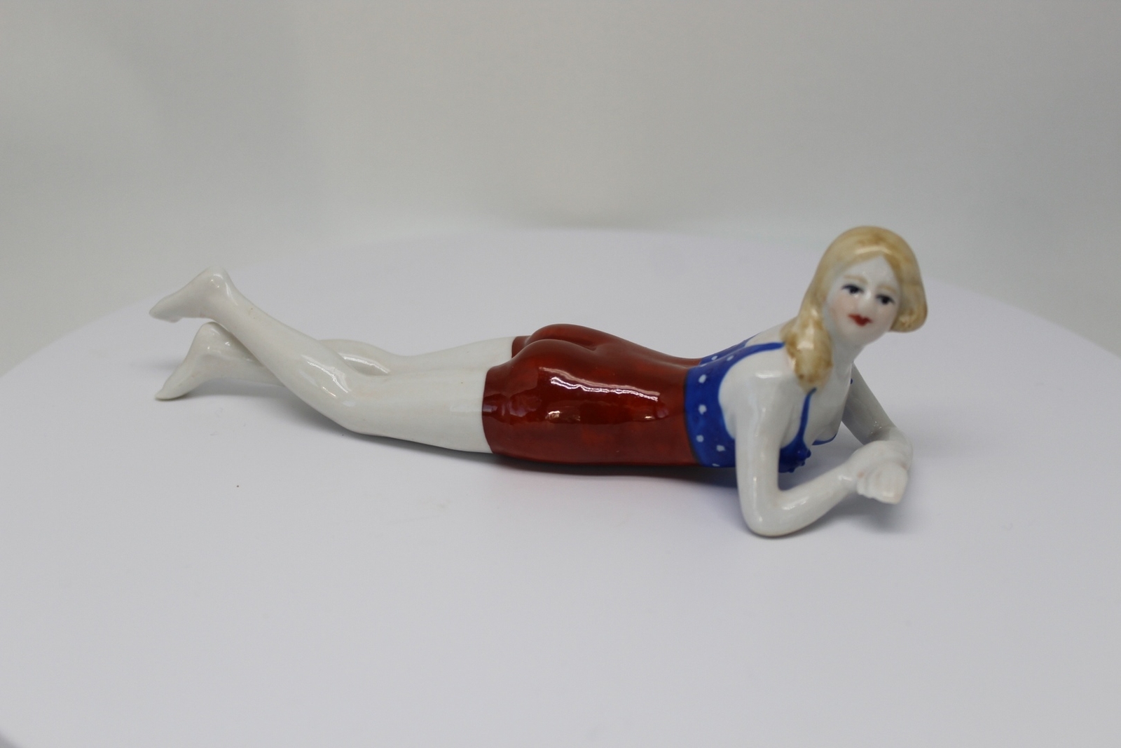 Art Deco German Art Nouveau Porcelain Pin-Up Swimmer Figurine