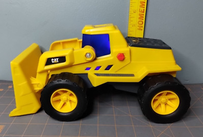 Cat Construction Future Force 11'' Wheel Loader Toy Ages 3+ Yellow