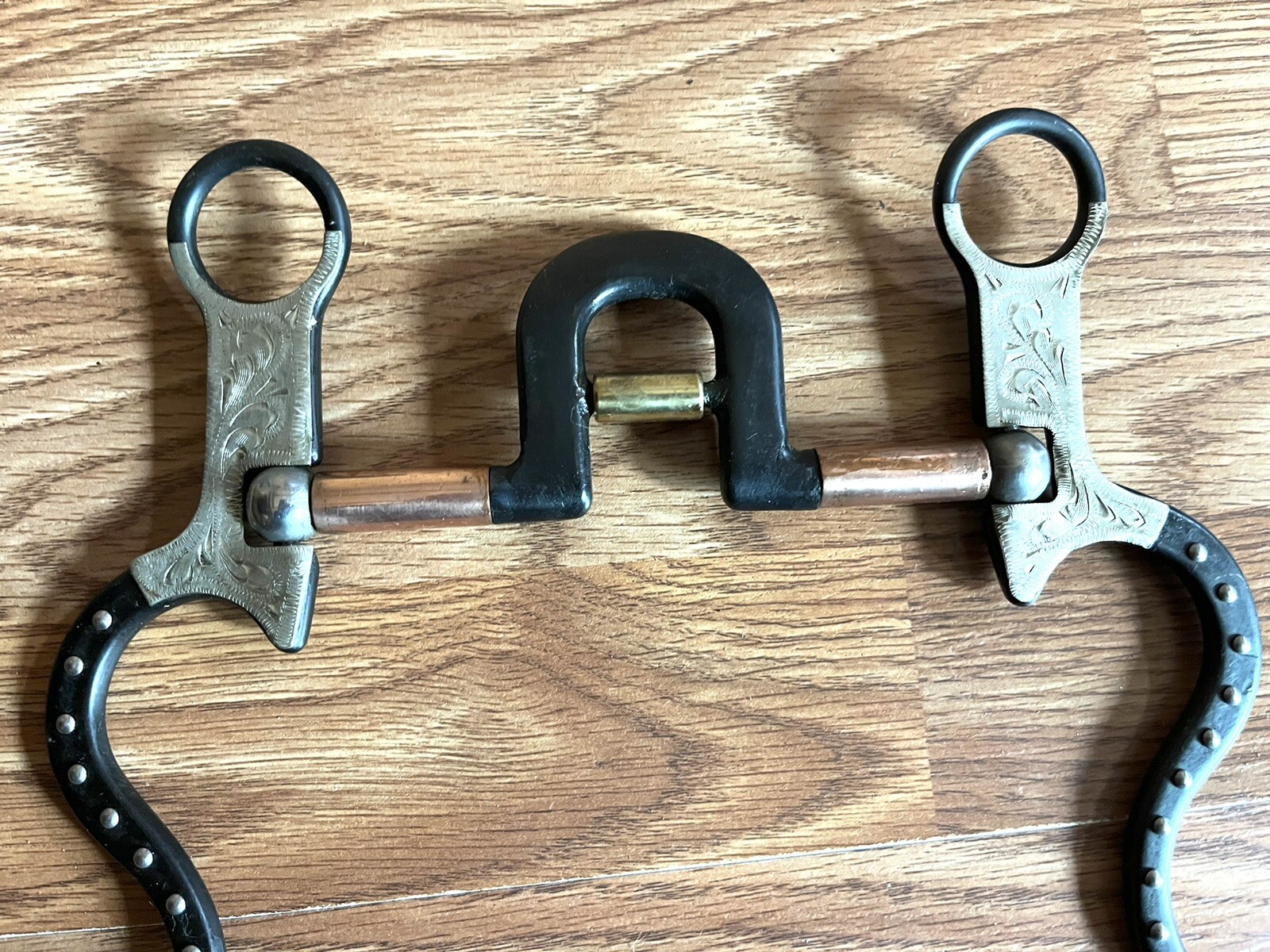 Picture 2 of 4
