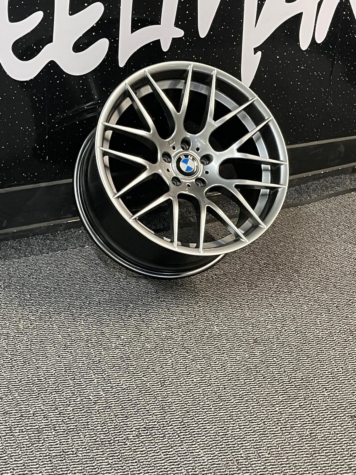 Picture 1 of 3