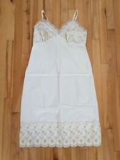 Lovely Vintage Cream Nylon  Beige Lace/Embroidered FULL SLIP - No Tag