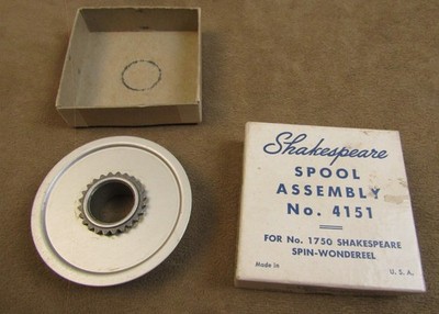 VINTAGE SHAKESPEARE 1750 SPIN WONDEREEL CLOSE FACE SPINNING REEL