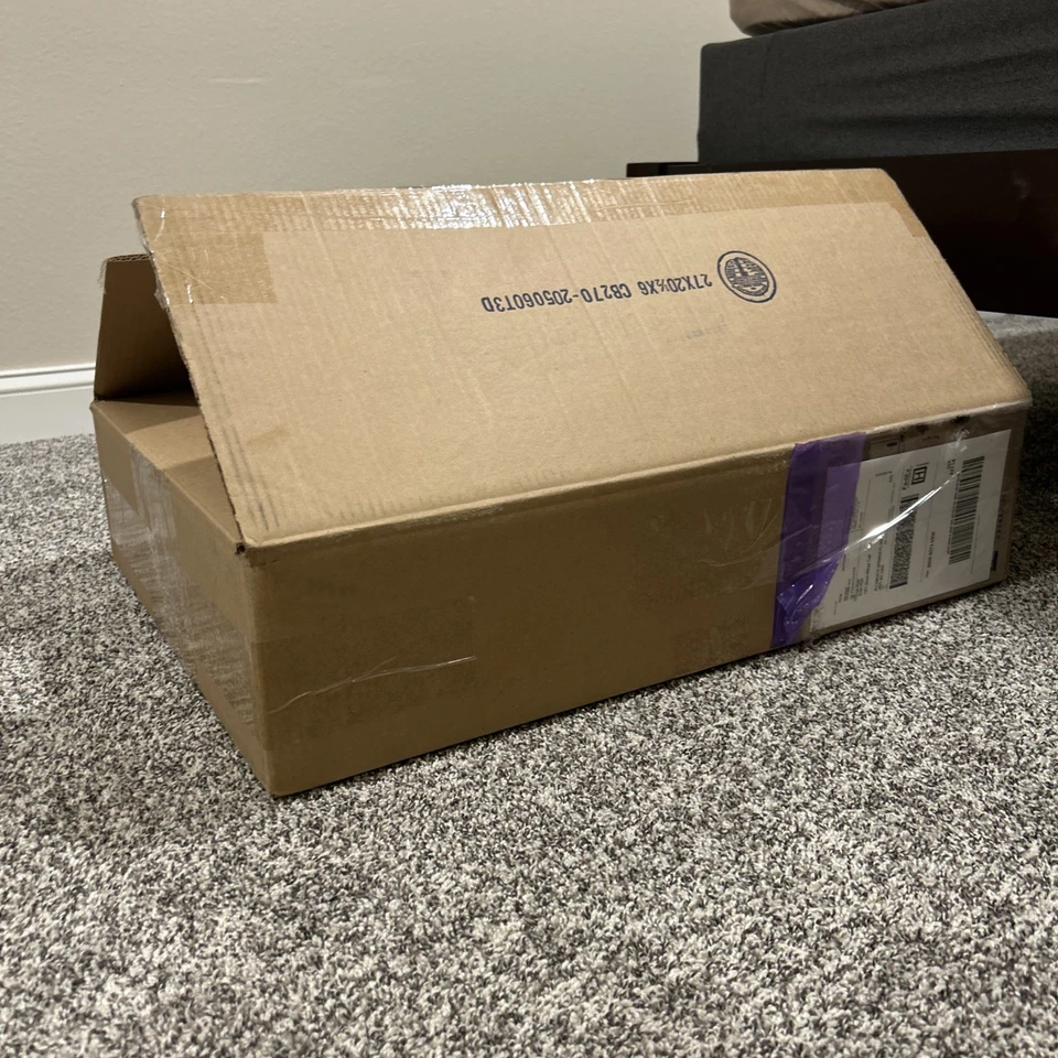 ASUS TUF Gaming 27in 1440P HDR Monitor (VG27AQ) (2560 x 1440) 165Hz ( G-SYNC ) - Image 4 of 4