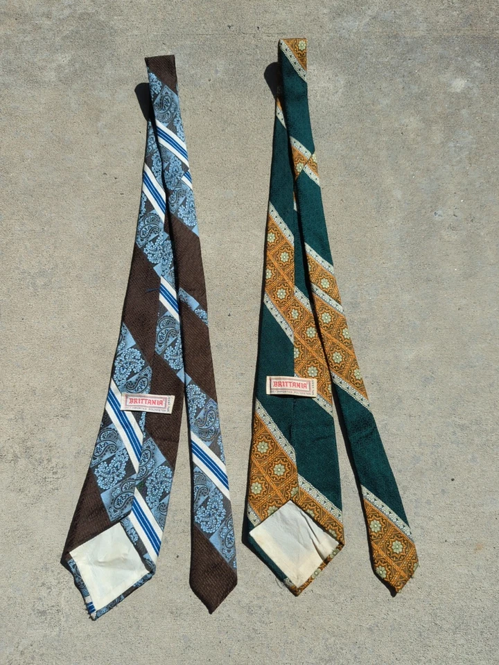 2 Corbata de Colección Brittania Años 70 Verde Azul Marrón Estampado Medallón Retro M45 Foto 4 de 4