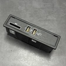 USB Anschluss Mercedes C Klasse W205 SD Kartenleser USB Buchse Port A2538206100 USB Anschluss Mercedes C Klasse W205 SD Kartenleser USB Buchse Port A2538206100