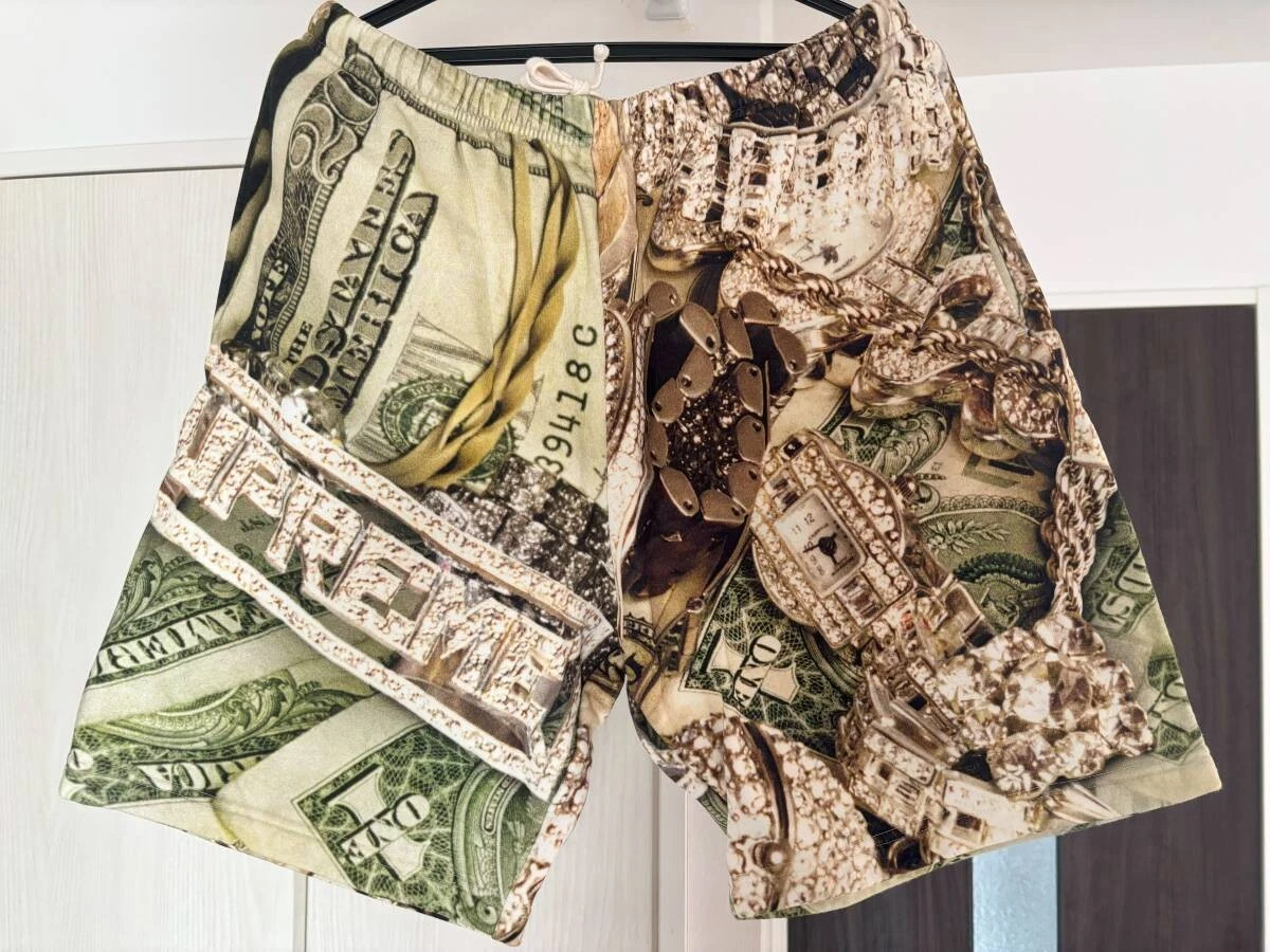 Short Supreme Dollar Bill M