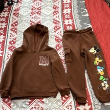 Disney Boys Brown Mickey Friends Fleece 2 Piece Hoodie Pants Sweatsuit Set