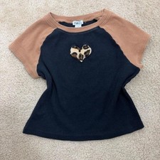 Camiseta de bebé raglán acanalada Rue21 para mujer negra tostada leopardo parche corazón top grande